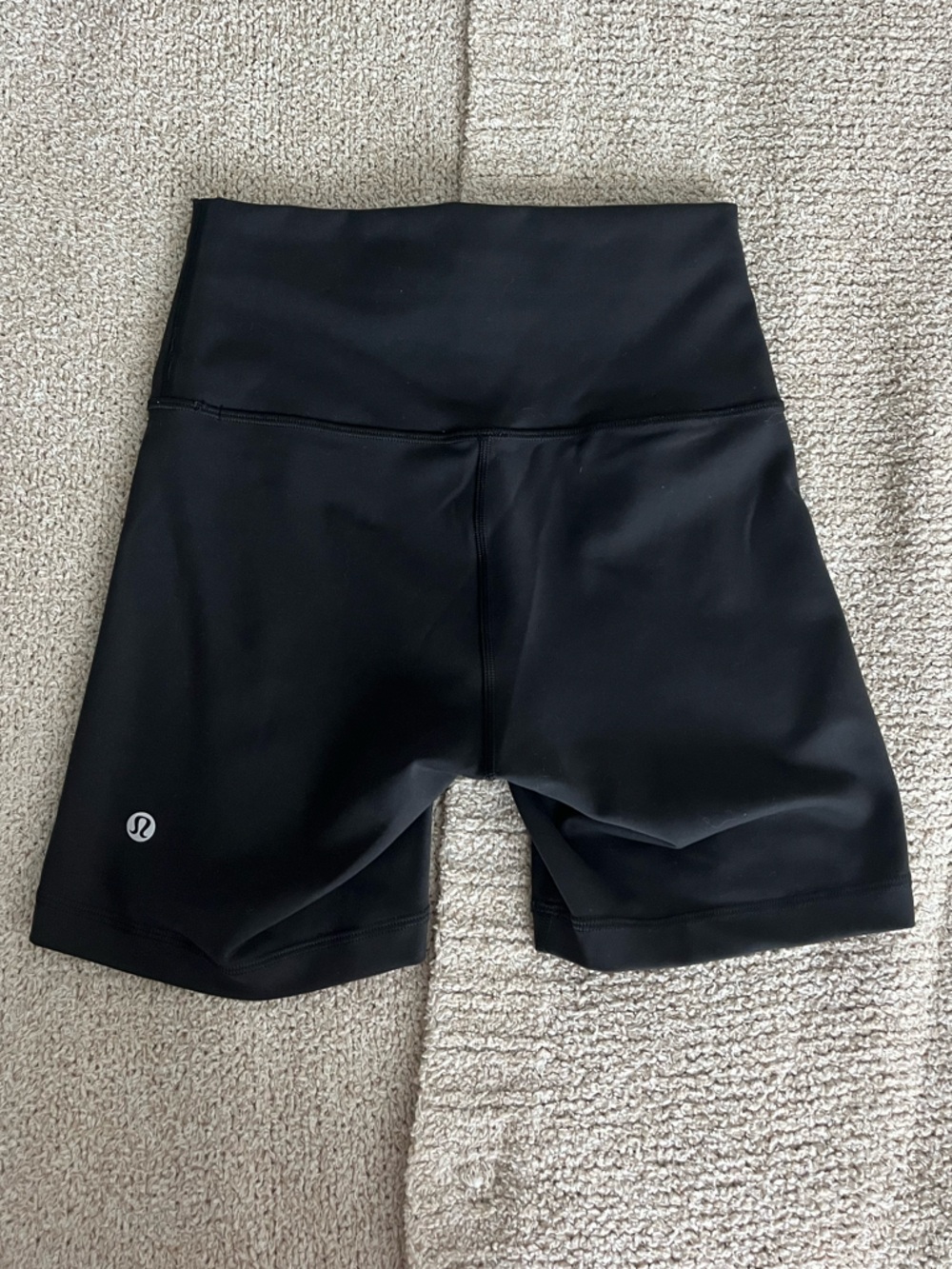 Lululemon Wunder Train Shorts